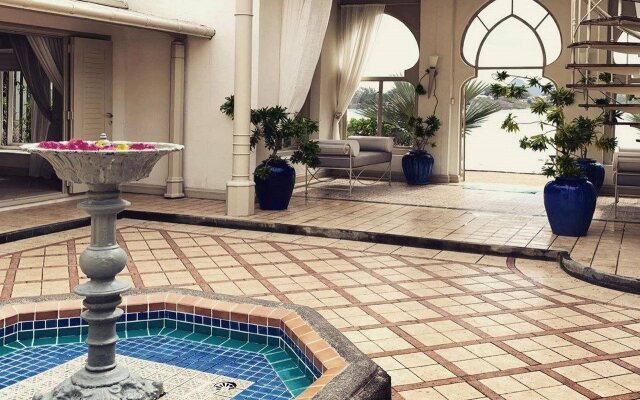 Ile Des Deux Cocos (LUX* Resorts & Hotels)