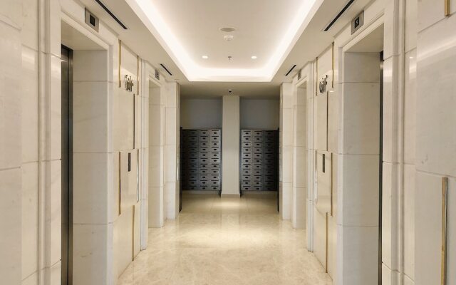 Gold Coast PIK Sea View Apartments by LongeSuites