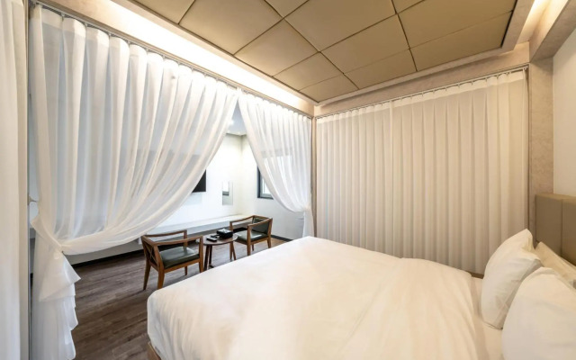 Benikea Jazz Around Hotel