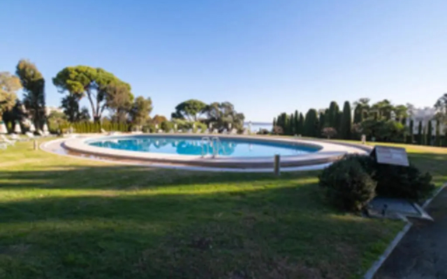 Renovated apartment in a 8 hectares park with a breathtaking view! - Apartment in Cannes - Photo 2
