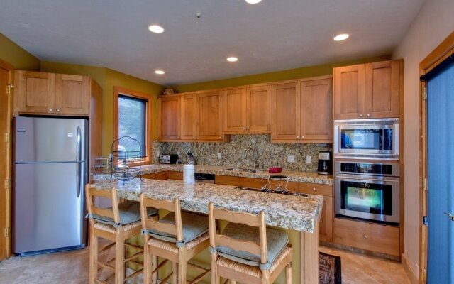 Deer Valley Pinnacle Townhouse