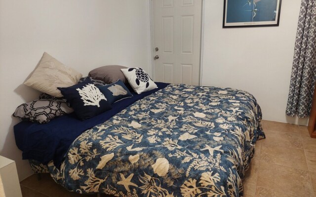 1-bed House Sleeps 2 With Parking