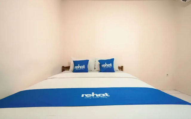 Rehat at Wahidin Guest House