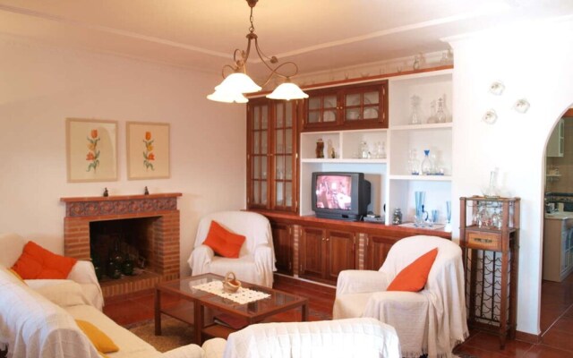 Villa - 3 Bedrooms with Pool and WiFi - 107791