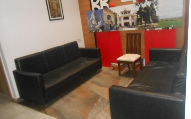 Oyo 14455 Hotel Balaji Inn