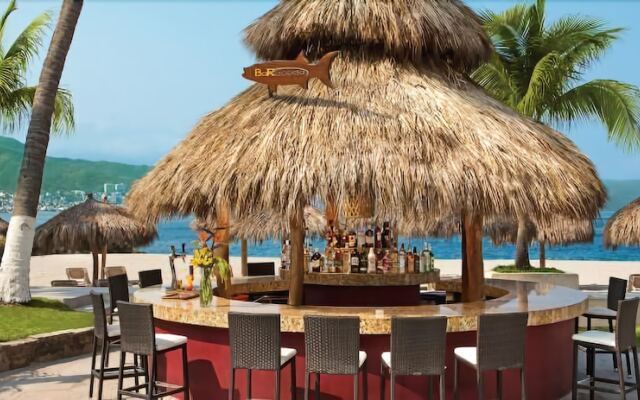 Gorgeous Sunset View Suite