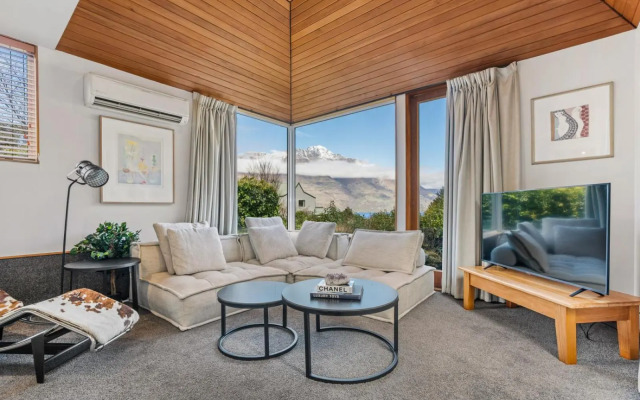 Sunshine Bay Lake Views