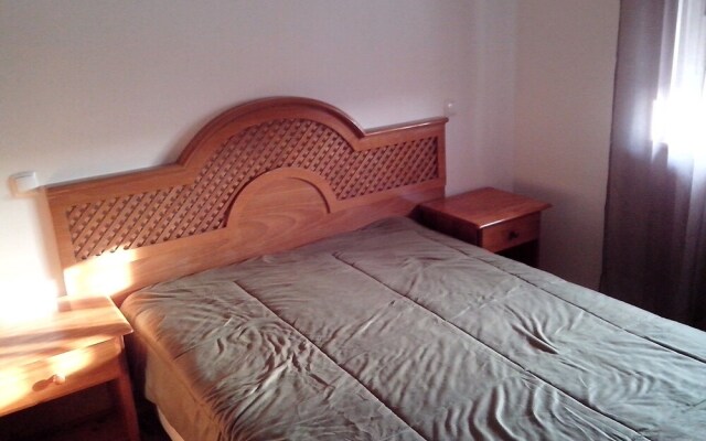 Beautiful 2-bed Apartment in Olhos de Agua