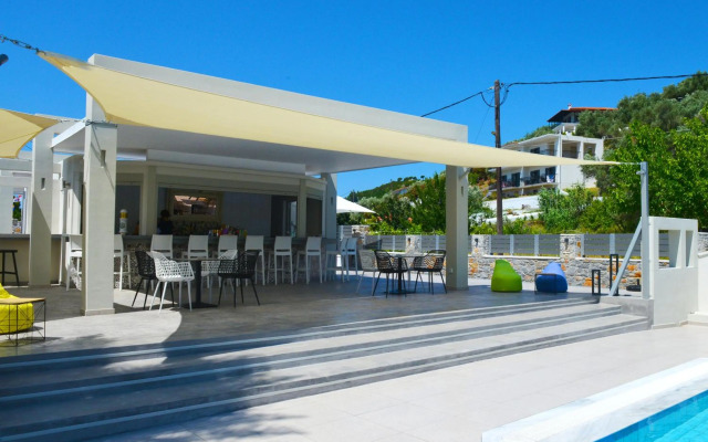 Marina Hotel
