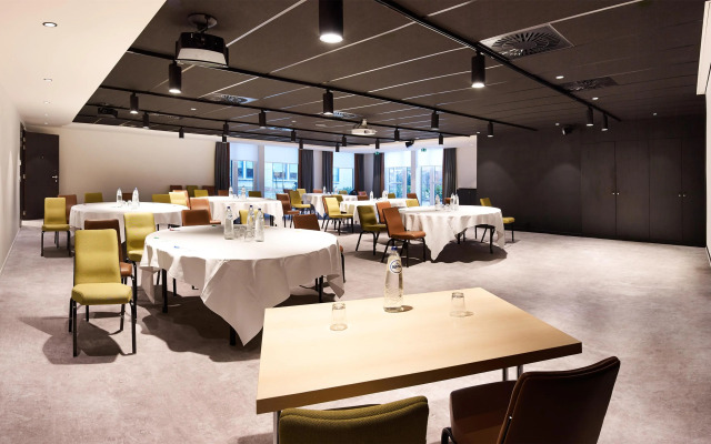 Park Inn by Radisson Brussels Airport
