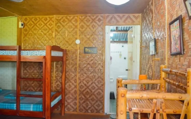 Titanic's Nipa Huts by Hiverooms