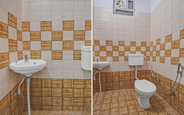 Flagship 92422 Hotel Ansh Plaza