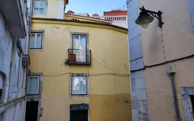 Lisbon Fabulous T2 apartment with balcony in Rossio Lisbon