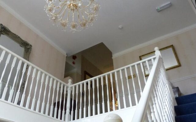 Hedgefield House Hotel
