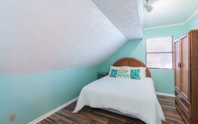The Lagoon Hideaway
