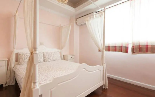 Flower Guest House