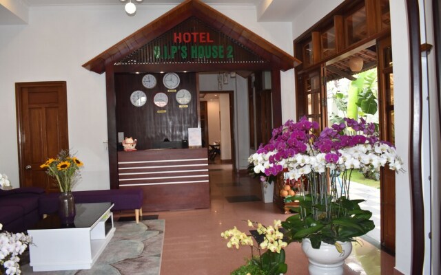 V.I.P's House  2