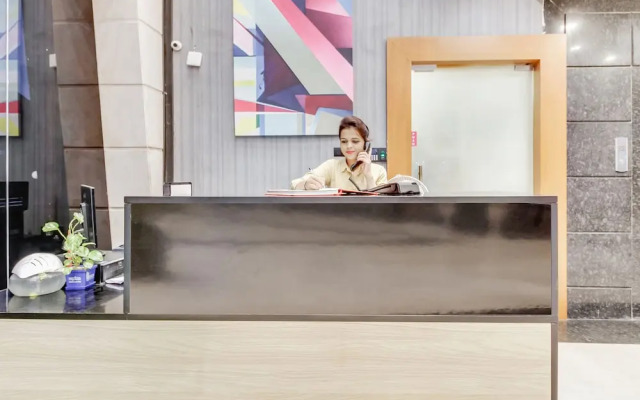 Hotel Solitaire by OYO Rooms