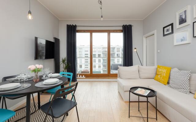 Stylish Apartment Rydygiera by Renters