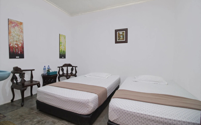 RedDoorz @ Radio Dalam