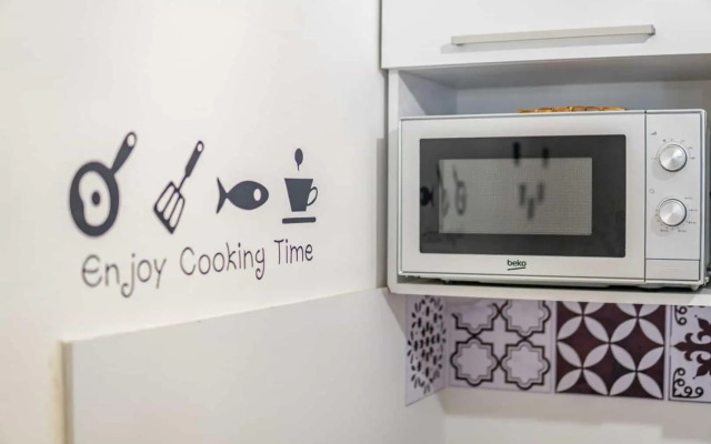 Stylish & Cozy Studio by Danailov Apartments