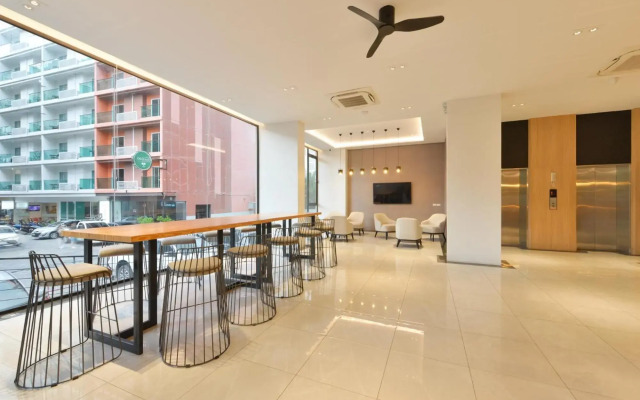 Grace Patong Hotel