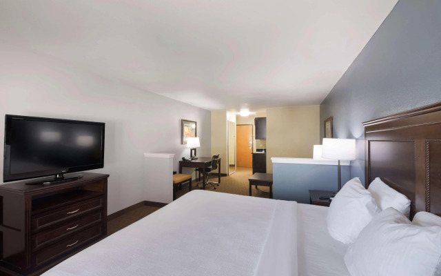 Best Western Temple Inn & Suites