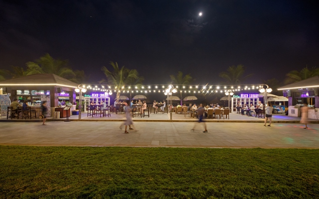 Holiday Beach Hotel Danang