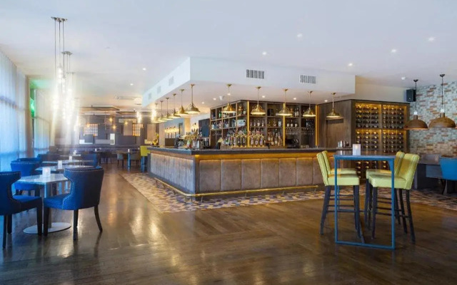 Harbour Hotel