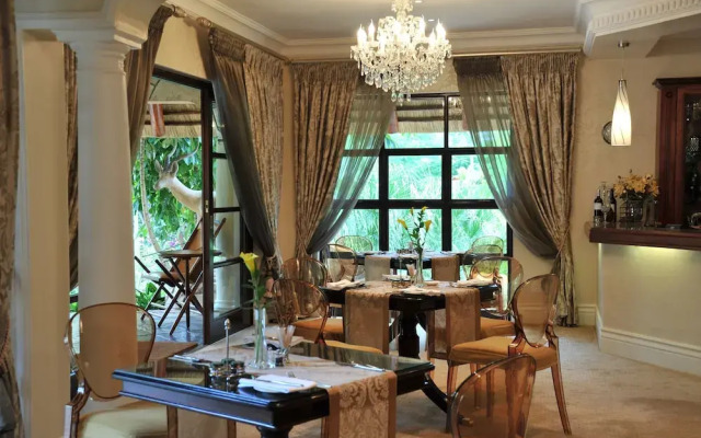 Summerfield Luxury Resort & Botanical Garden