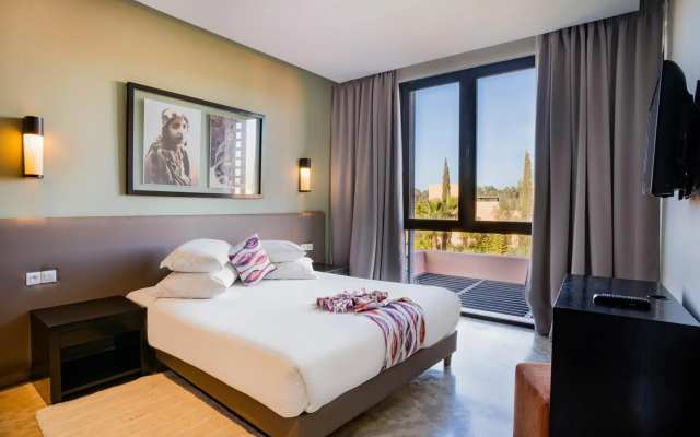 Al Maaden VillaHotel & Spa