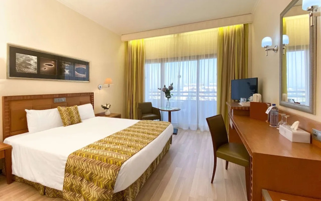 Ajax Hotel