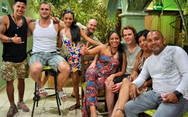 Tamarindo Hostel Resort