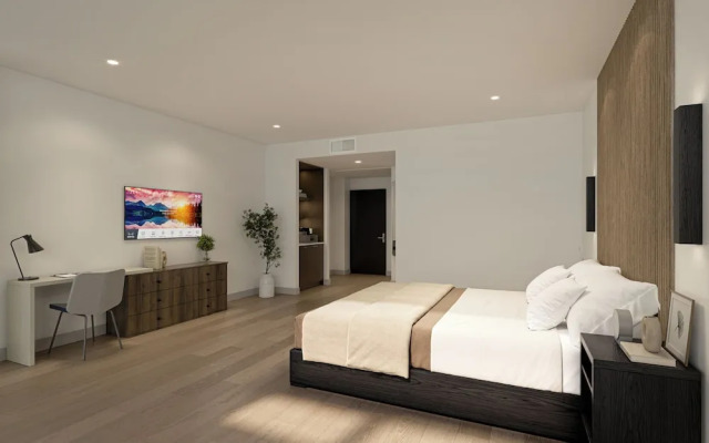Kins Hotel