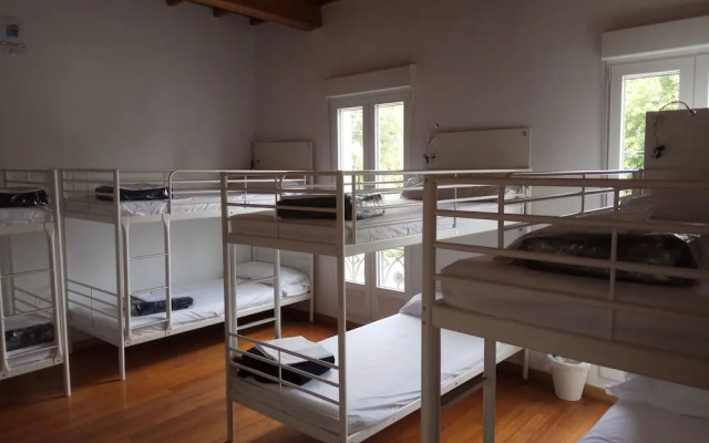 Albergue Cruces de Iria