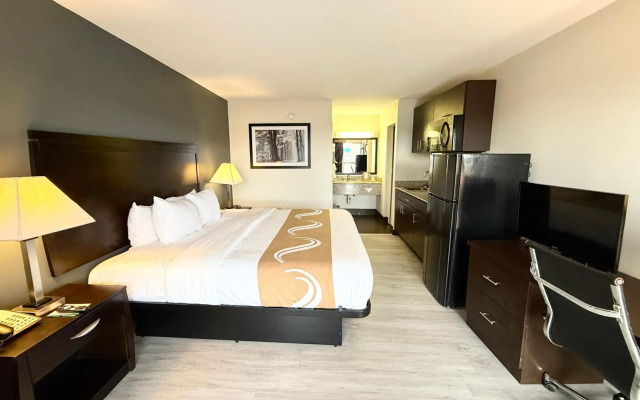 Quality Inn & Suites Baton Rouge West – Port Allen