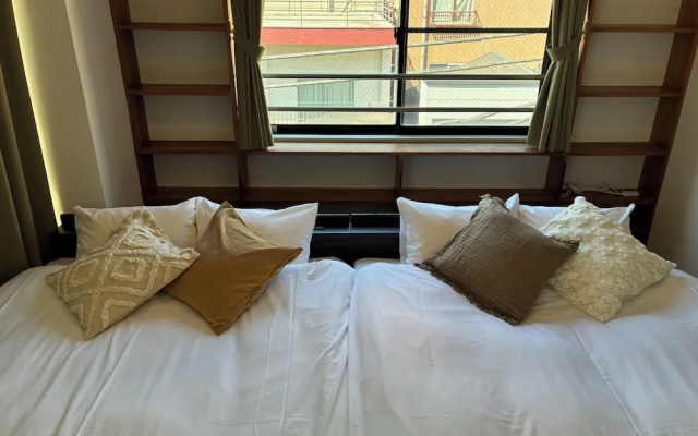 Dream Terrace One Casa Dali – Guest Rooms – Tokyo