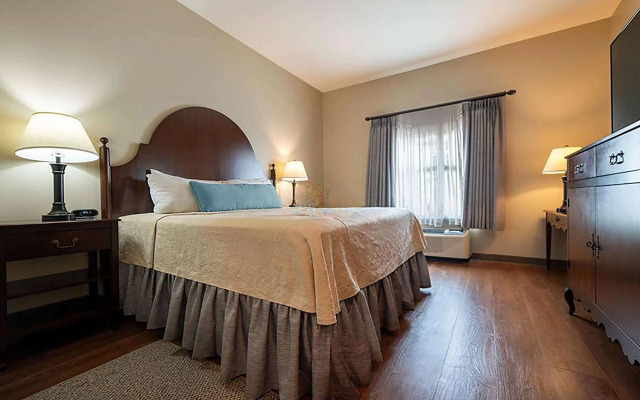 Chateau Saint Denis Hotel, a Trademark Collection by Wyndham