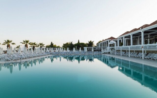 Lucas Didim Resort