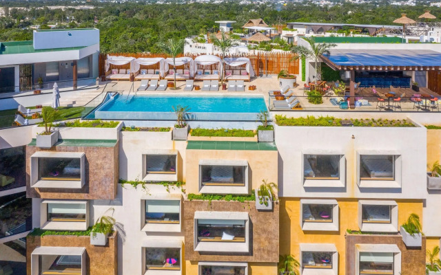 Aloft Tulum