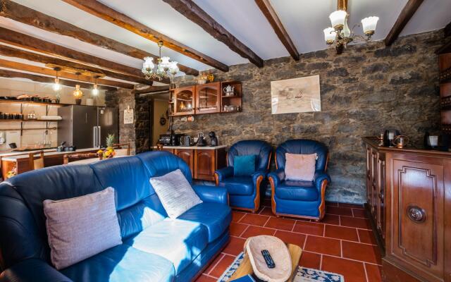 Stone House Vista II by Atlantic Holiday