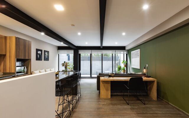 Casai Modern 2BR 2.5BA Oasis Steps From Parque Americas