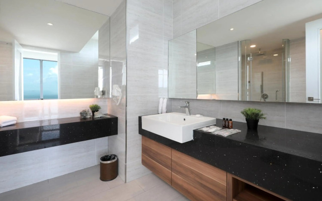 Hompton by the Beach Penang