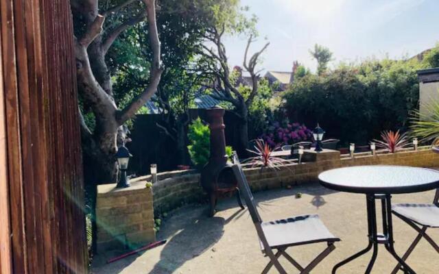 Bamber House - Large Modern Home & Perfect Location