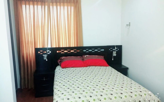 Flores Apartment - Torre Esteban 488