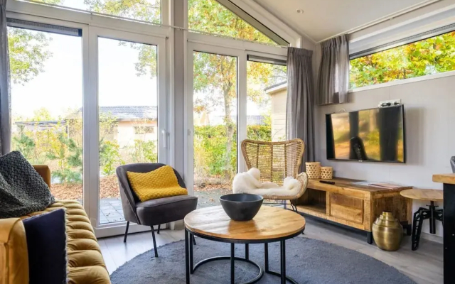 Nice Chalet With Dishwasher, on the Veluwe
