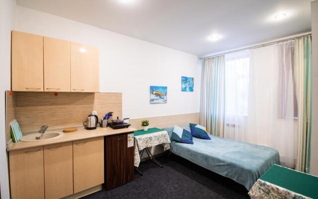 ВПитер на сутки на  улице Лизы Чайкиной