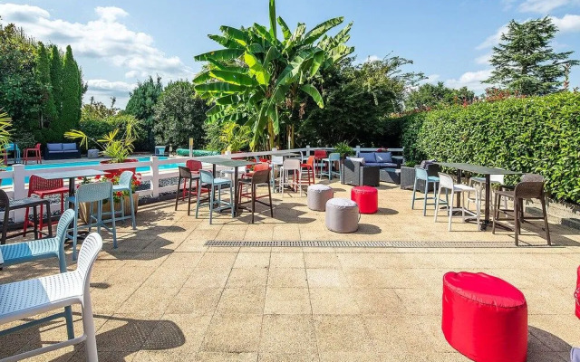 Carré Pau Airport Hôtel