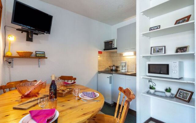 Les Mousquetons 13883