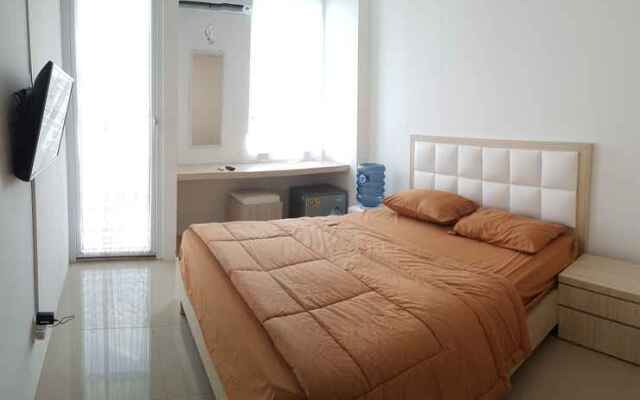 V Apartment